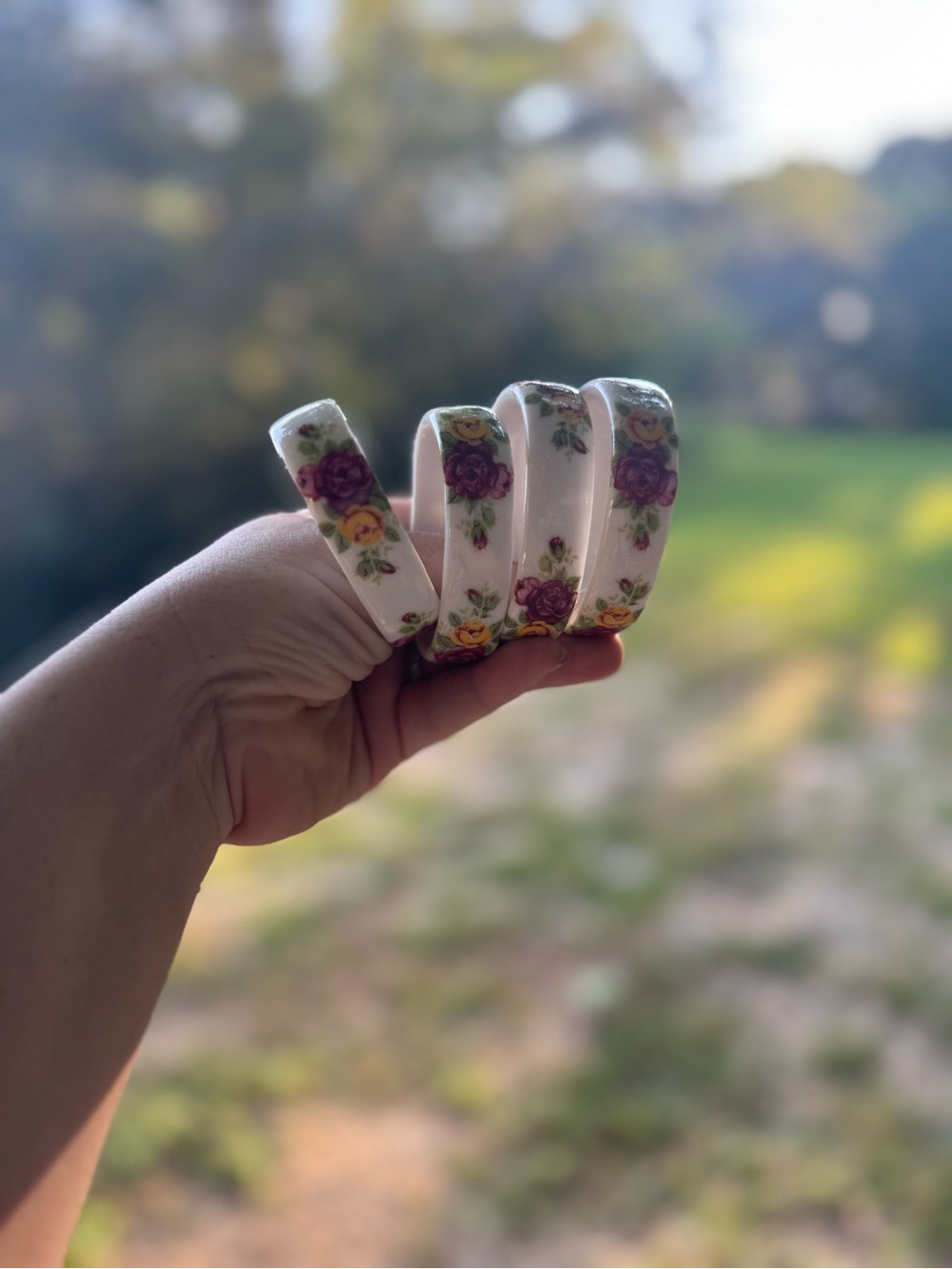 Vintage bone china Royal Albert old country roses napkin rings